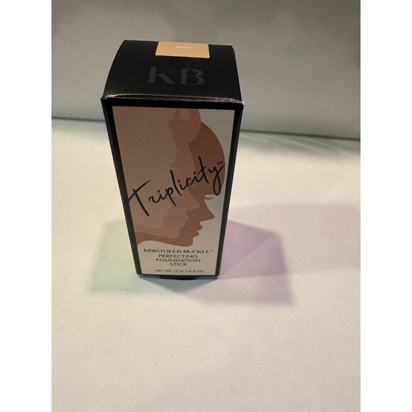 Kristofer Buckle Triplicity Perfecting Foundation Stick - LIGHT - Picture 2 of 6